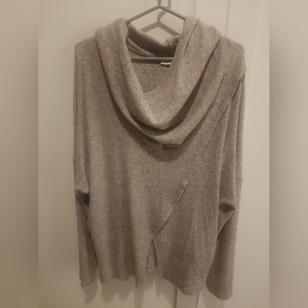 Grey sweater with hoodie brand new without tags